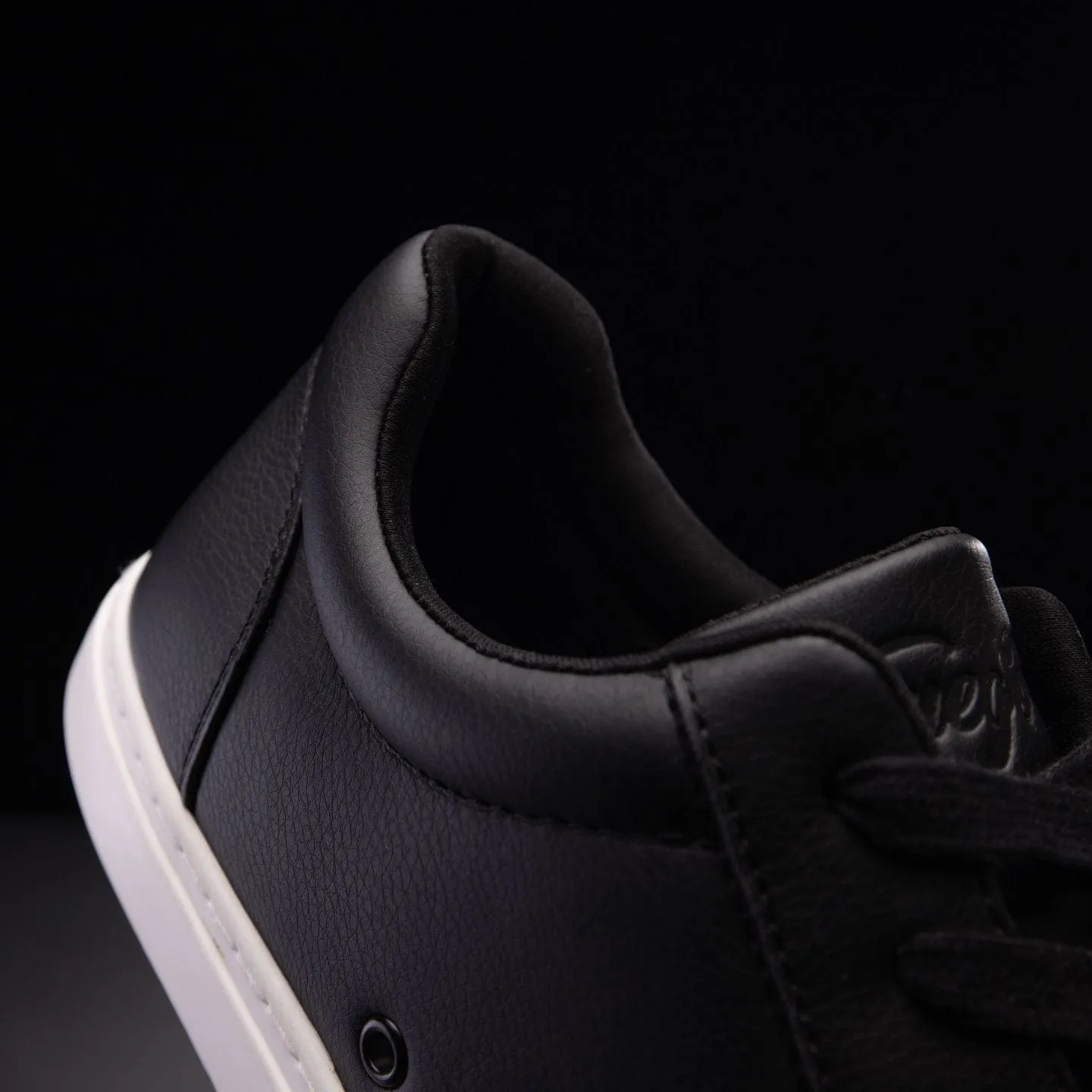 Black | Low-top (Collective)