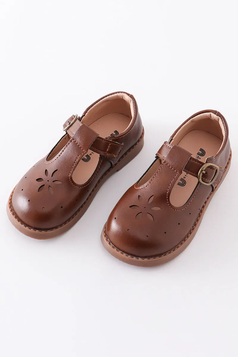 Brown vintage appleseed mary jane shoes