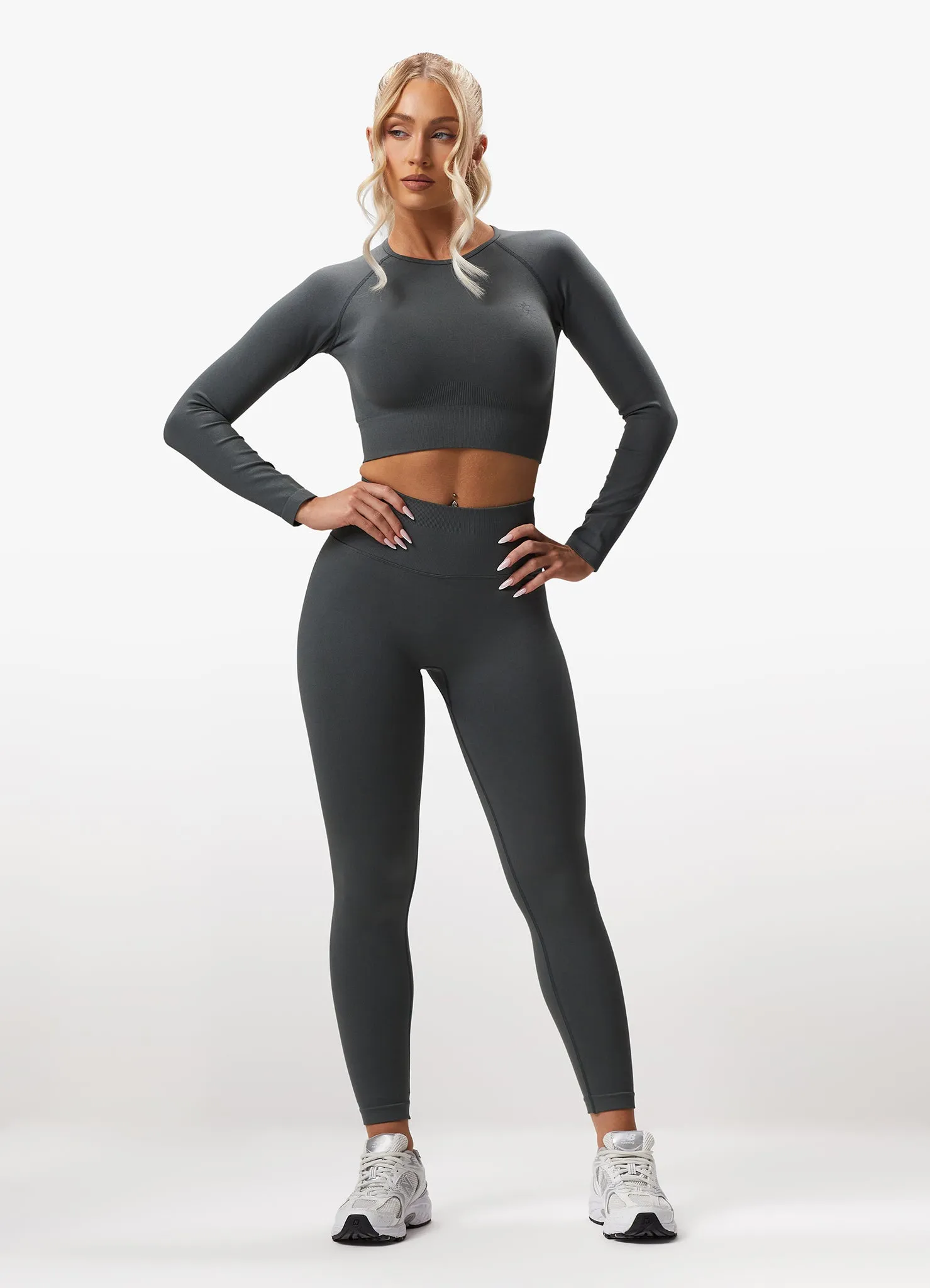 Gym King Sculpt Seamless LS Top - Green Smoke