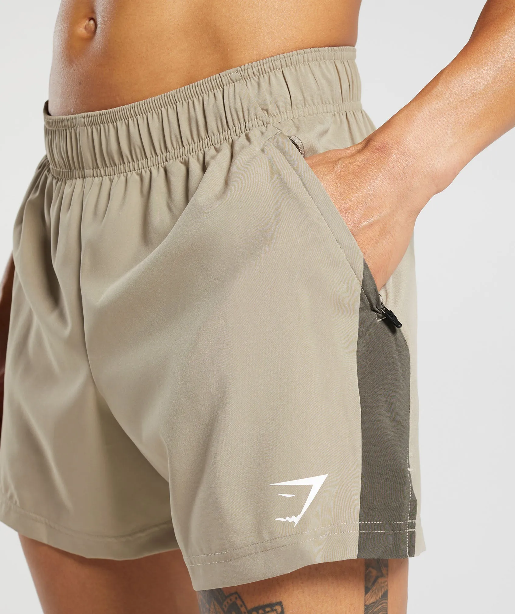 Gymshark Sport  5" Shorts - Sand Brown/Camo Brown