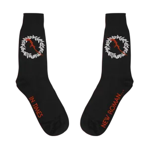 In Times New Roman... Wreath Black Socks (January)