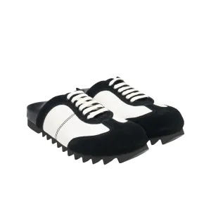 Leisure German Training Bun Head Birkenstock Slippers In Black White