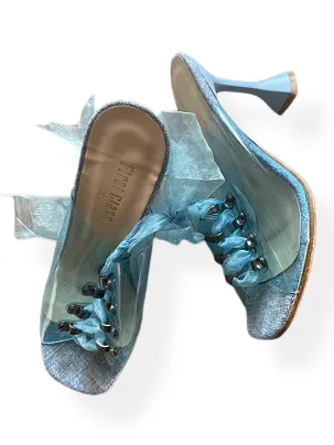 Rubynee Vintage y2k First class souza girls blue heeled shoe