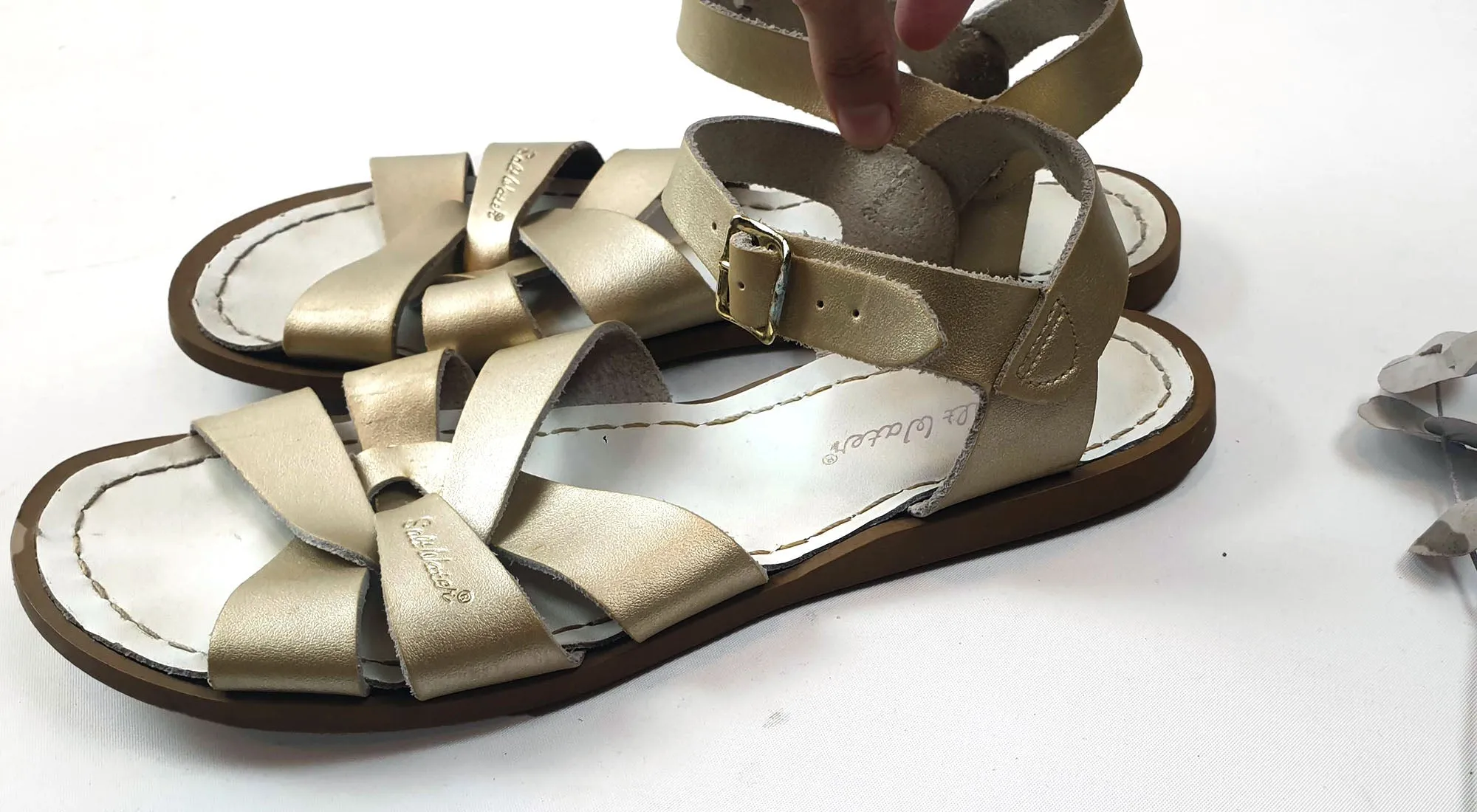 Salt Water gold leather sandals size 7