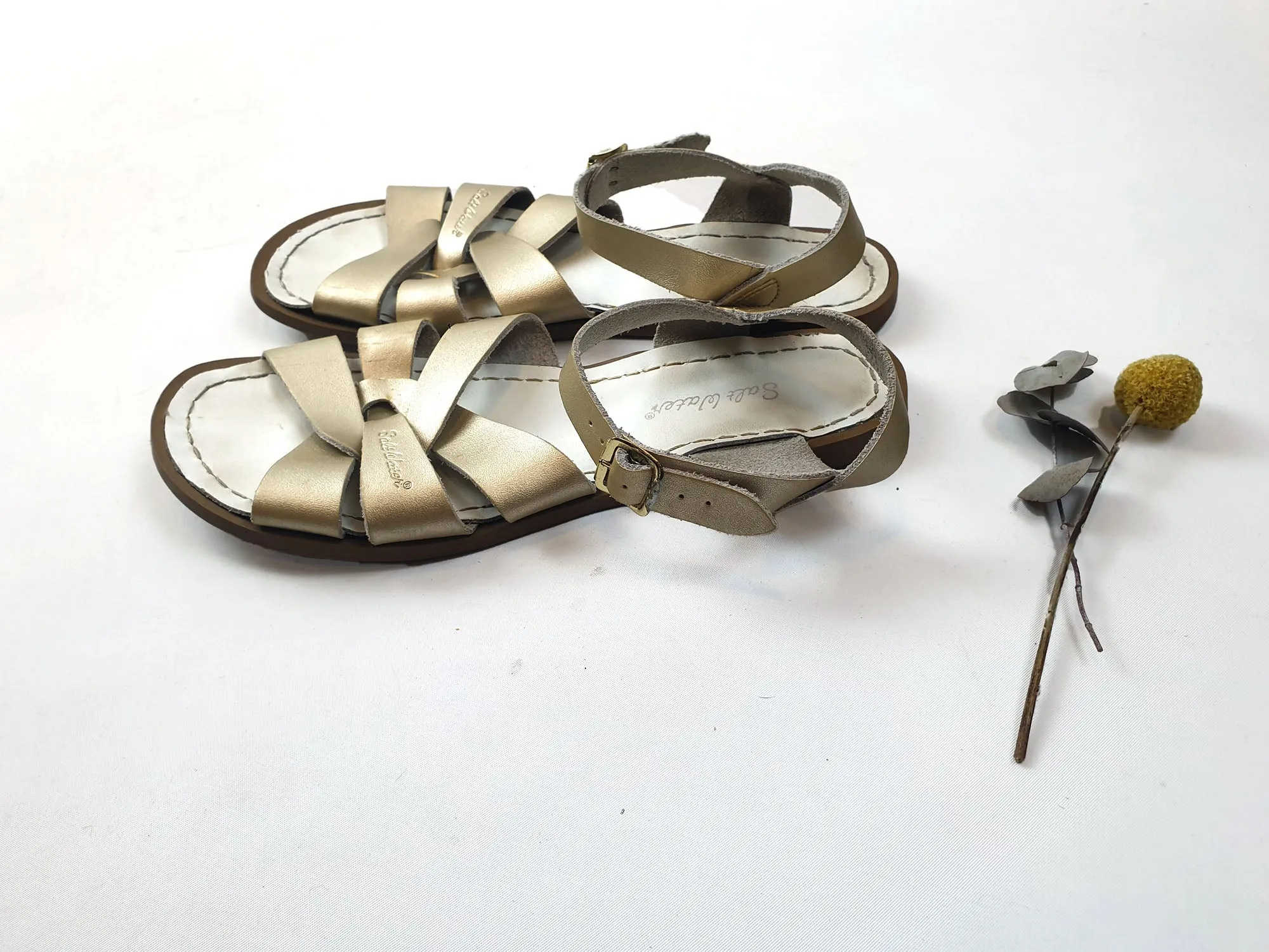 Salt Water gold leather sandals size 7