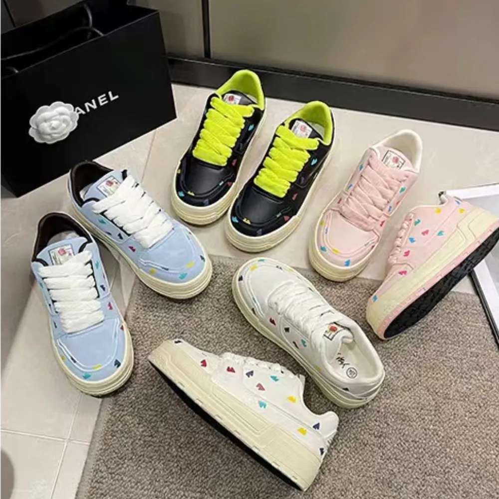 “Small Spots” Shoes