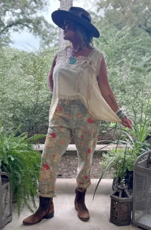 Traveler Pants - Floral Meadow