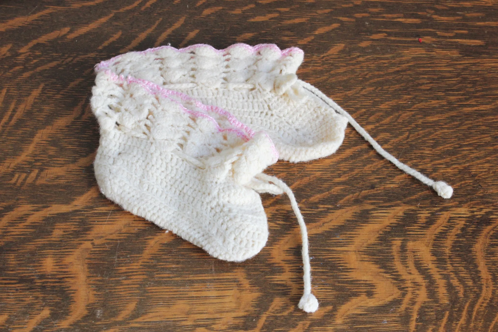 Vintage 1950s Baby Booties / Infant Girls Crochet Ivory With Pink Trim