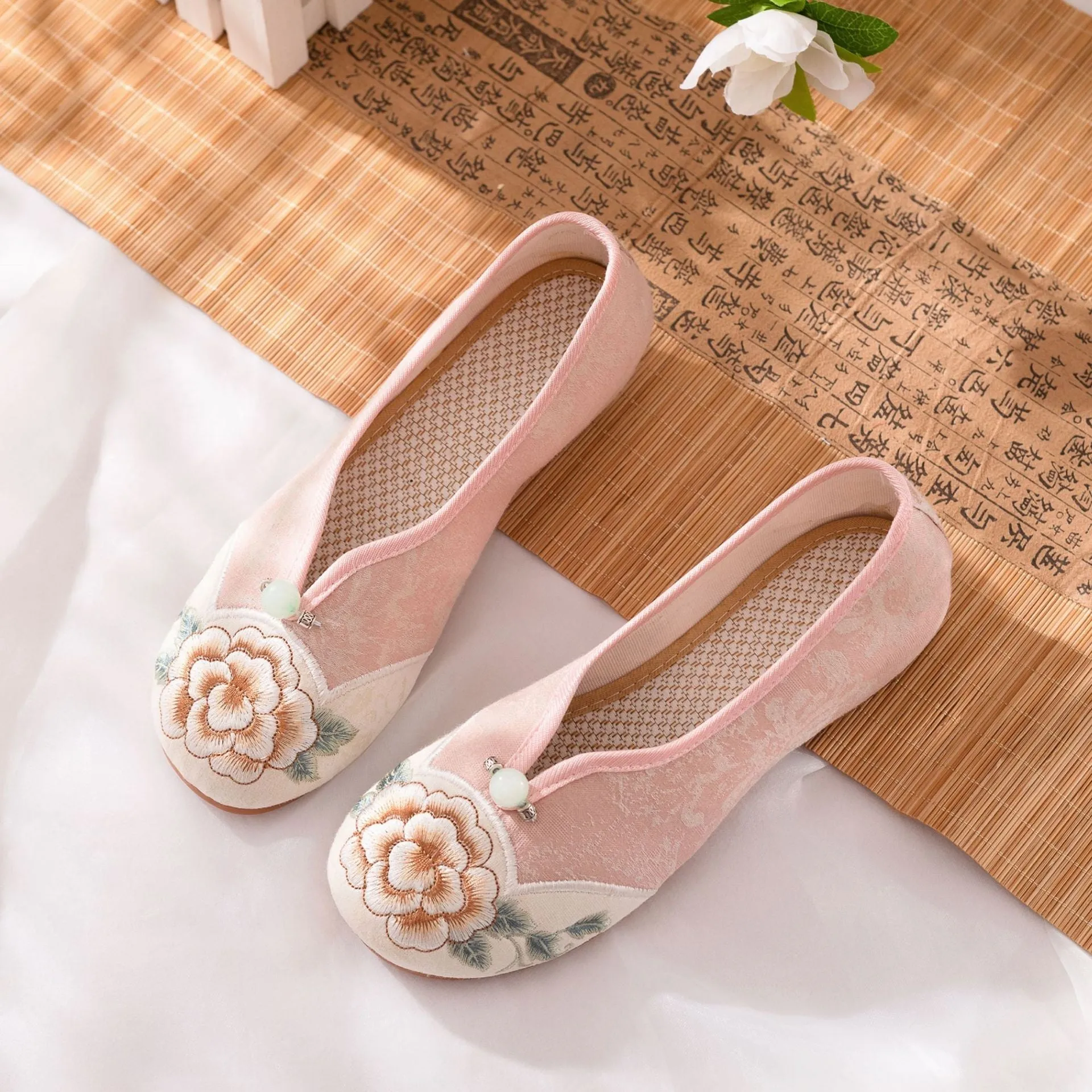 Women's Low Chinese Cheongsam Pumps Height Increasing Canvas Shoes