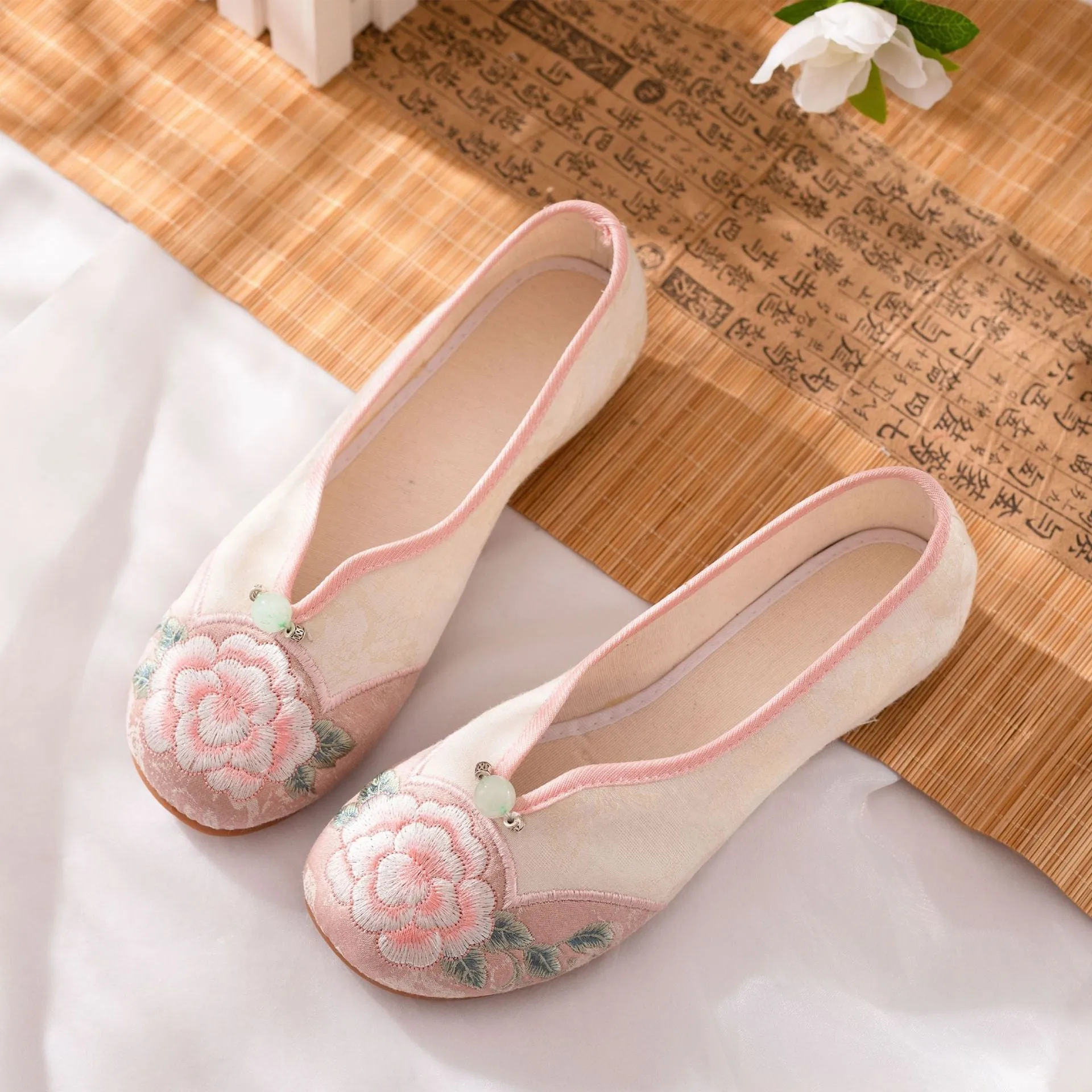 Women's Low Chinese Cheongsam Pumps Height Increasing Canvas Shoes